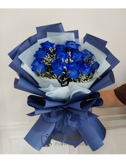 12 Blue Bouquet - Father's Day Flower Delivery by LaRosa Flower Shop Quezon City