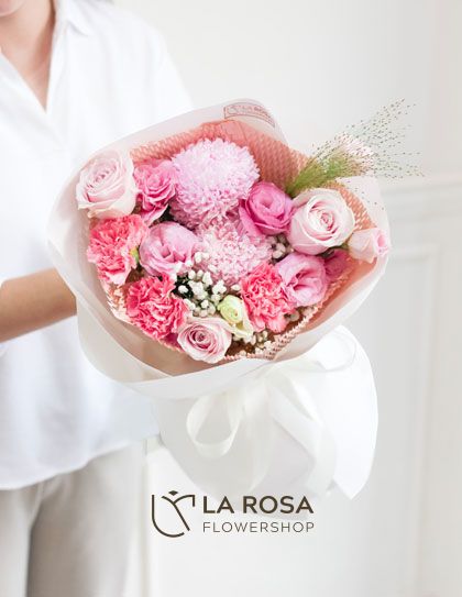 Ballet Blush - Mixed Flowers Arrangement by La Rosa Flowershop