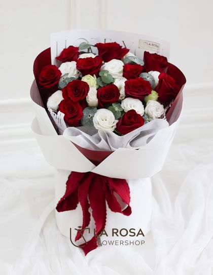 Love Letter Roses - Mixed Flowers Arrangement by La Rosa Flowershop