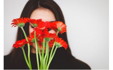 Flower Power: Boosting Mental Health with La Rosa’s Bouquets