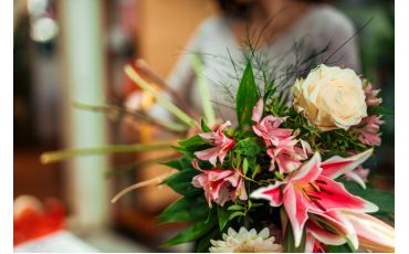 Bouquet Basics: Selecting the Right Flowers for Every Occasion